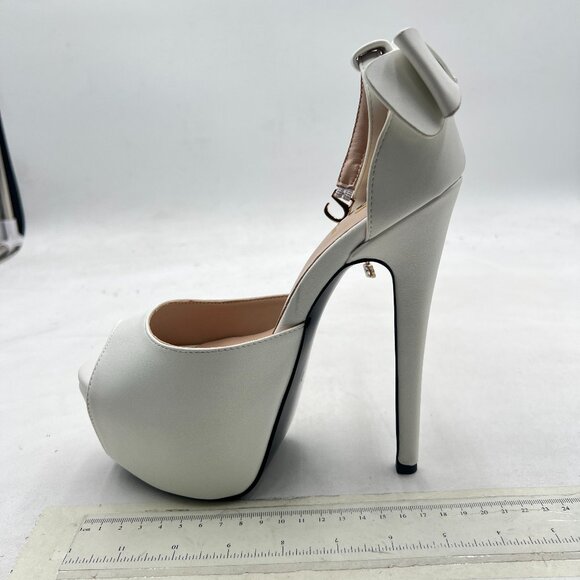 FSJ Elegant White Stiletto Sandals - Picture 2 of 8